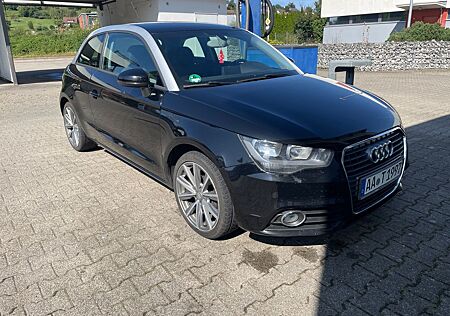 Audi A1 1.2 TFSI 17 Zoll Sline Felgen Klimaautomatik