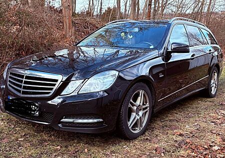 Mercedes-Benz E 250 CDI T B.E. AVANTGARDE Aut. AVAN...