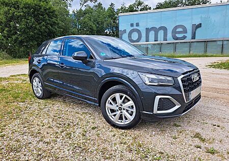 Audi Q2 35 TFSI S tronic adv. Matrix, Parkassistent