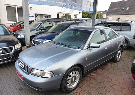 Audi A4 2.4 V6 quattro erst ca. 169.500km,
