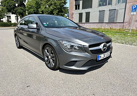 Mercedes-Benz CLA 200 Shooting Brake - 2016 - Automatik