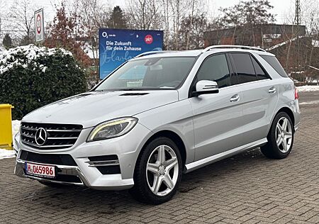 Mercedes-Benz ML 350 CDI BlueTec AMG PAKET/TÜV NEU/AIRMATIC