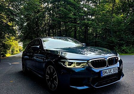 BMW M5 xDrive