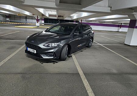 Ford Focus ST-Line Kombi