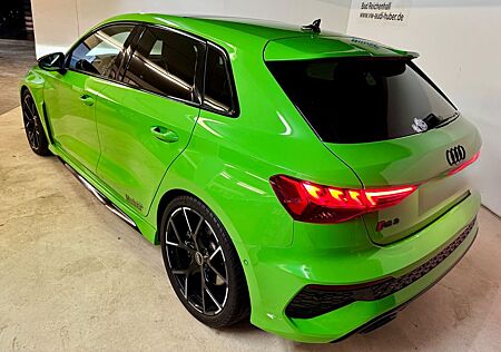 Audi RS3 2.5 TFSI S tronic quattro Sportback gepflegt