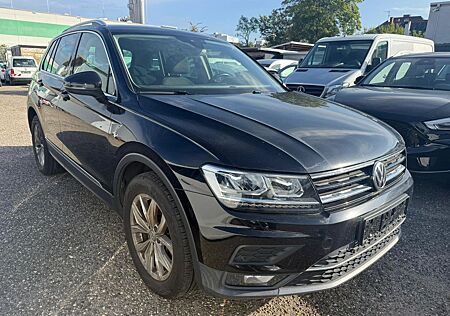 VW Tiguan Volkswagen Highline 2.0 TDI DSG 4Motion/HUD/14200net