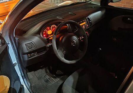 Nissan Micra 1.4 Active Luxury Active Luxury