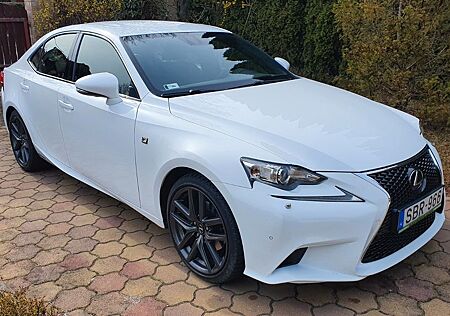 Lexus IS 300 300h F-Sport Automatik F-Sport