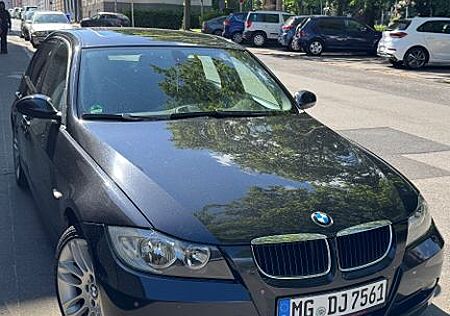 BMW 320i TÜV 08/26