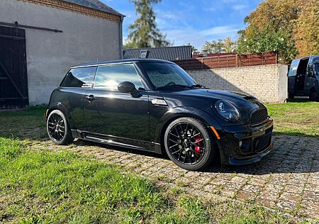 Mini John Cooper Works JCW R56/2te Hand/Scheckheft gepflegt