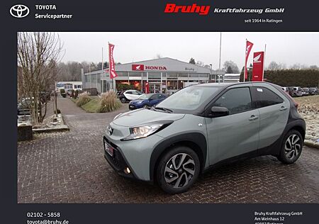 Toyota Aygo (X) S-CVT Team D Auto. SUPER PREIS Barpreis !