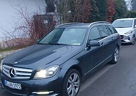 Mercedes-Benz C 180 T AVANTGARDE AVANTGARDE