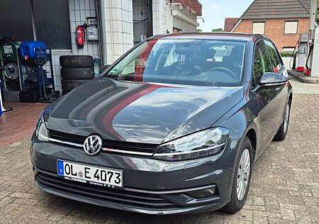 VW Golf Volkswagen 1.6 TDI Trendline BMT/Start-Stopp Klima AHK