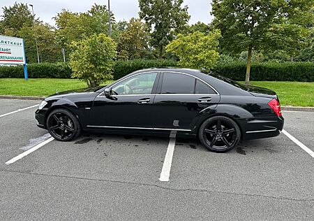 Mercedes-Benz S 350 CDI BlueEFFICIENCY -