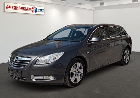 Opel Insignia Kombi 2.0 CDTI AAC SHZ Navi PDC AHK