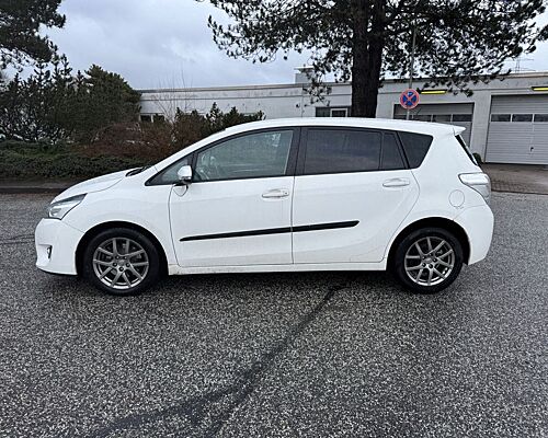 Toyota Verso 2.2 Life