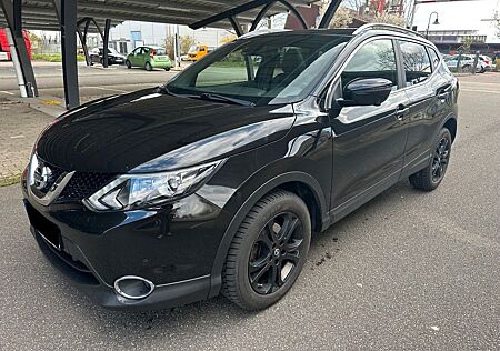 Nissan Qashqai N-Vision 4x4 1.6 dCi PANORAMA LEDER