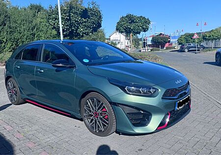 Kia Cee'd / Ceed 1.6 T-GDI DCT GT