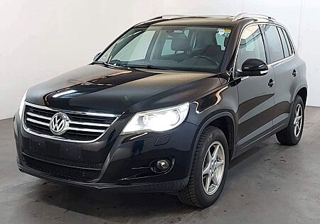 VW Tiguan Volkswagen 1.4 TSI Sport & Style 4Motion/Navi/Pano(