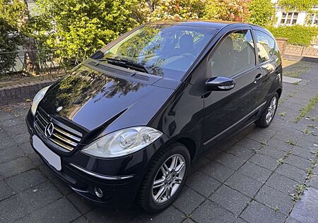Mercedes-Benz A 150 Avantgarde (TÜV 09/2026)