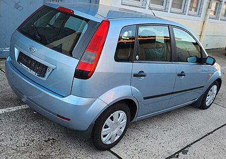 Ford Fiesta 1,3 51kW Ghia Ghia