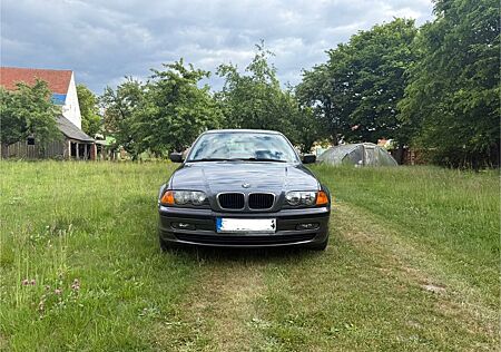BMW 318i E46, TÜV 09/26, Schiebedach, Schalter
