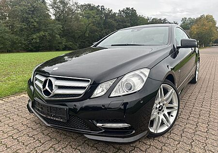 Mercedes-Benz E 350 Coupe AMG-Line Super Optik wenig km