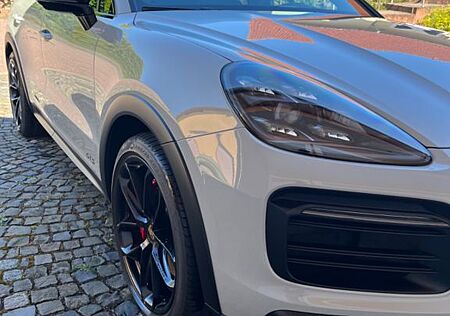 Porsche Cayenne Coupé 4.0 V8 GTS