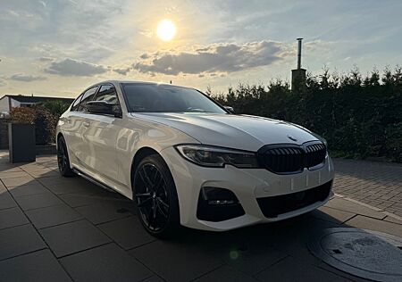 BMW 330 | M Paket | Head-Up | H&K | Top gepflegt