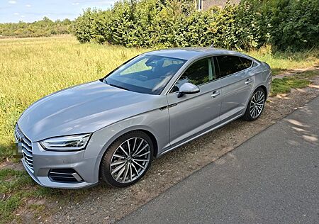 Audi A5 40 TFSI S tronic -48V Hybrid sport