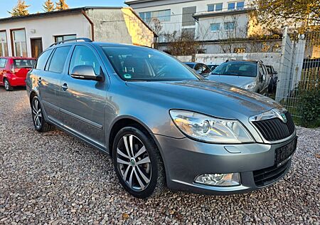 Skoda Octavia Combi Family Klima*AHK*Navi*PDC*