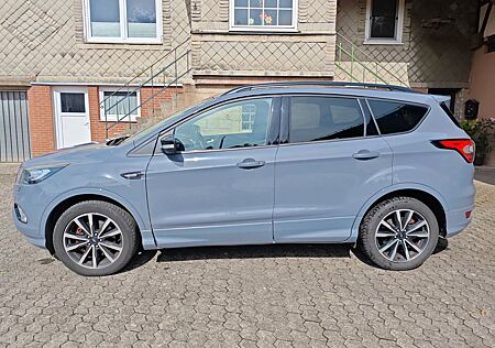 Ford Kuga 2,0 TDCi 4x4 132kW ST-Line PowerShift S...