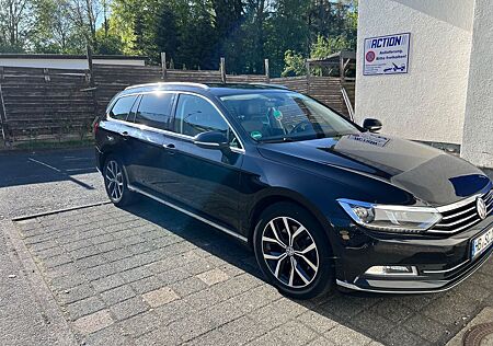 VW Passat Variant Volkswagen 2.0 TDI 140kW DSG Highlight