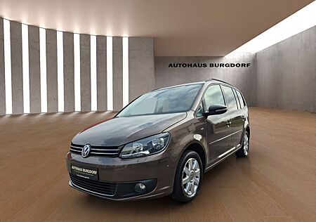 VW Touran Volkswagen Match 7-Sitze Standheizung Klima Navi PDC