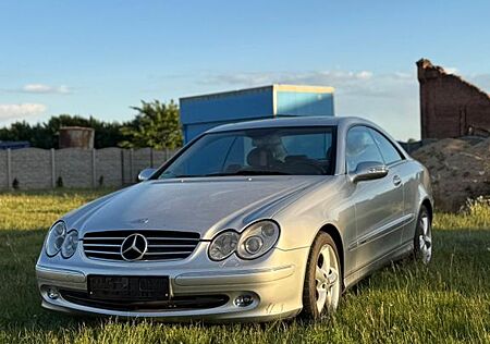 Mercedes-Benz CLK 240 Avantgarde sehr sauber