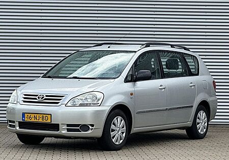 Toyota Avensis Verso 2.0i Linea Luna 7p. 176000km!!