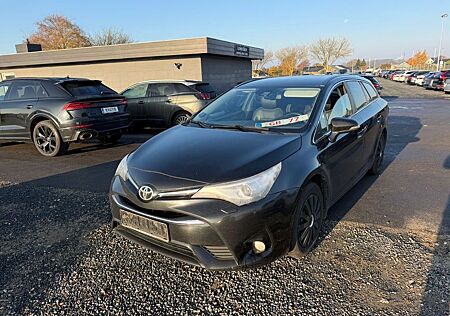 Toyota Avensis 1,8-l-Valvem. Executive Touring Sports