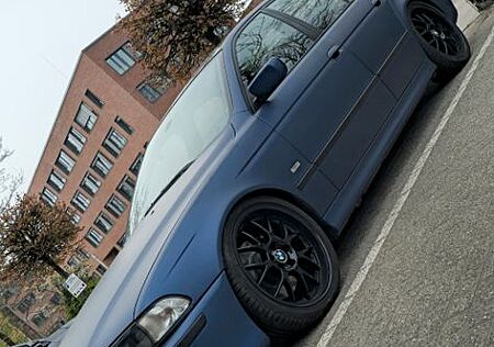 BMW 540i