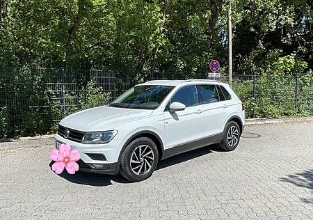 VW Tiguan Volkswagen 2.0 TDI JOIN *AHK*NAVI*ACC