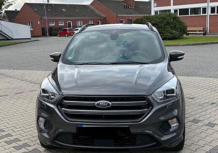 Ford Kuga St. Line ...