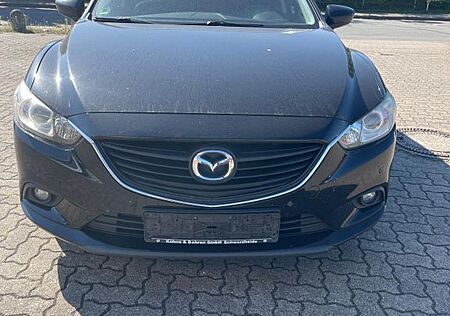 Mazda 6 Kombi Center-Line
