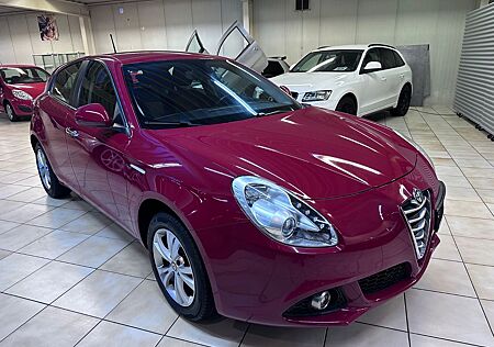 Alfa Romeo Giulietta 1.4 TB 16V*Scheckheft*Klima*Tüv Neu*