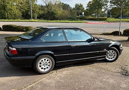 BMW 316i E36 Coupe