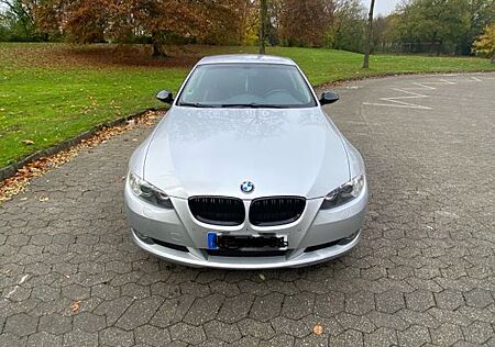 BMW 320i Coupé -
