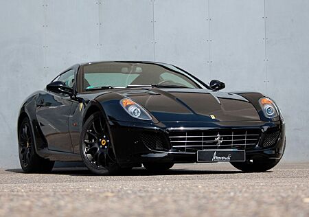 Ferrari 599 GTB Fiorano inkl. Kofferset