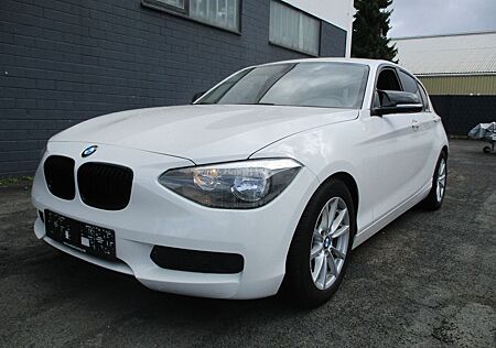BMW 114i - Gepflegt Neu Teile Tüv 5 Türer Klima