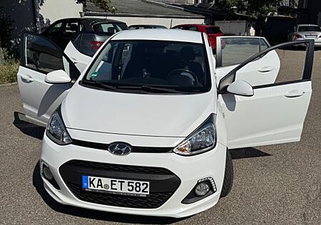 Hyundai i10 1.2 YES! Gold YES!