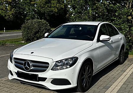 Mercedes-Benz C 200 d - Kamera