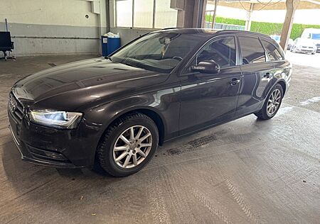 Audi A4 Avant 2,0 D Leder Klima Navi Alus Euro5b