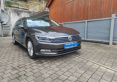 VW Passat Variant Volkswagen 2.0 TDI SCR 140kW DSG BMT Com...